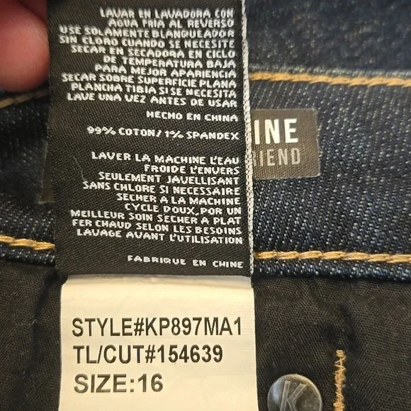 Kut from the Kloth Catherine Boyfriend Jeans, Size 16 - Picture 9 of 14